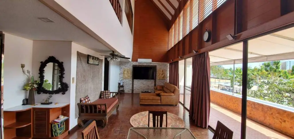 Duplex in Pattaya, Thailand 3 bedrooms — photo 2