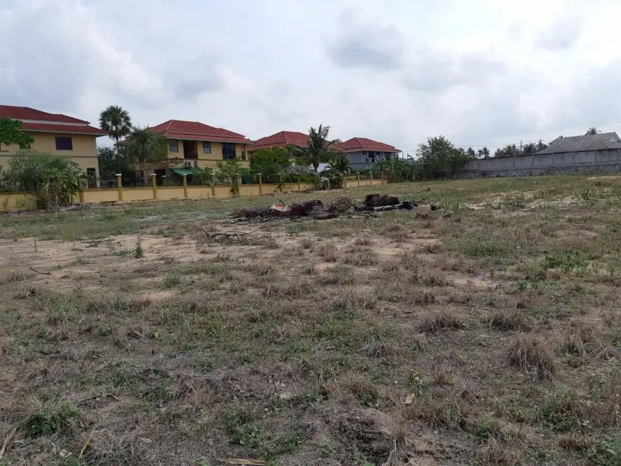 Land in Pattaya, Thailand — photo 2
