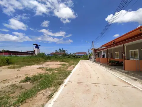 Land in Bang Lamung, Thailand — photo 2