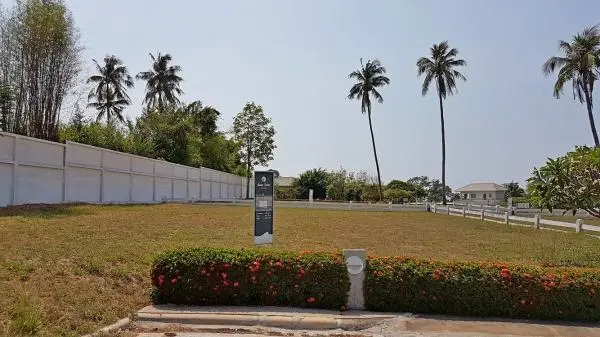 Land in Pattaya, Thailand — photo 7