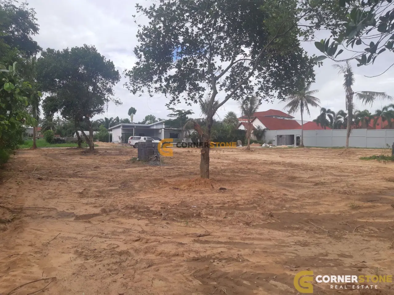 Land in Pattaya, Thailand — photo 8