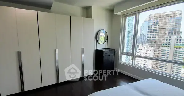 1-BR Condo at Baan Rajprasong Condominium near BTS Ratchadamri — photo 5