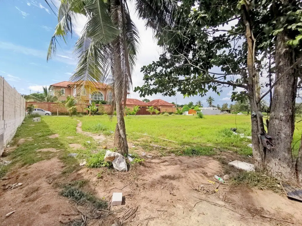 Land in Bang Lamung, Thailand — 照片 4
