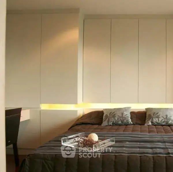 3-BR Condo at Wittayu Complex near BTS Phloen Chit — photo 2