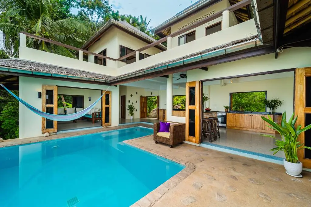 Penthouse in Surat Thani, Thailand 13 bedrooms — photo 3