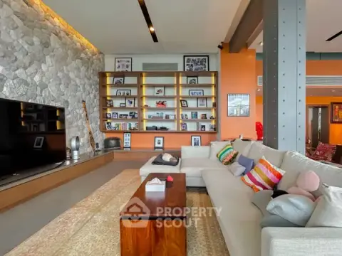4-BR Condo at Ficus Lane Condominium near BTS Phra Khanong — photo 4