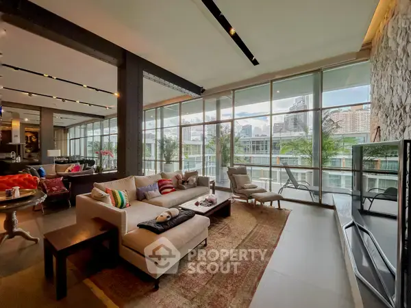 4-BR Condo at Ficus Lane Condominium near BTS Phra Khanong — photo 2