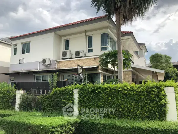 5-BR House at Grand Bangkok Boulevard Ramintra - Serithai in Khan Na Yao — photo 3
