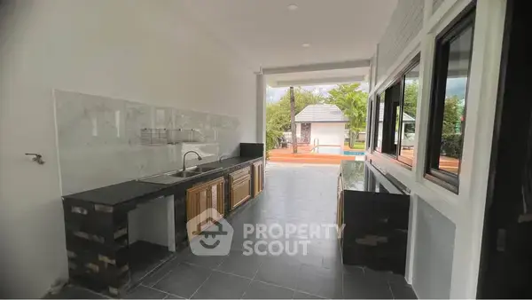 5-BR House in Nong Han — ภาพ 7