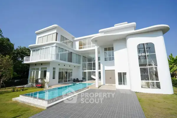 6-BR House close to Chiang Mai Chinatown — ภาพ 3