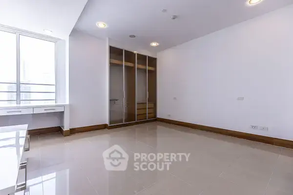 2-BR Condo at La Royale Beach Condo close to Pattaya — ภาพ 7