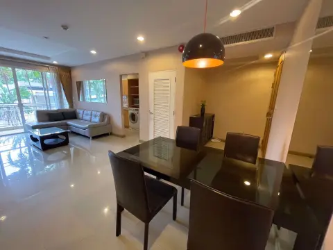 Condo in Watthana, Bangkok, Thailand, 2 bedrooms — photo 3