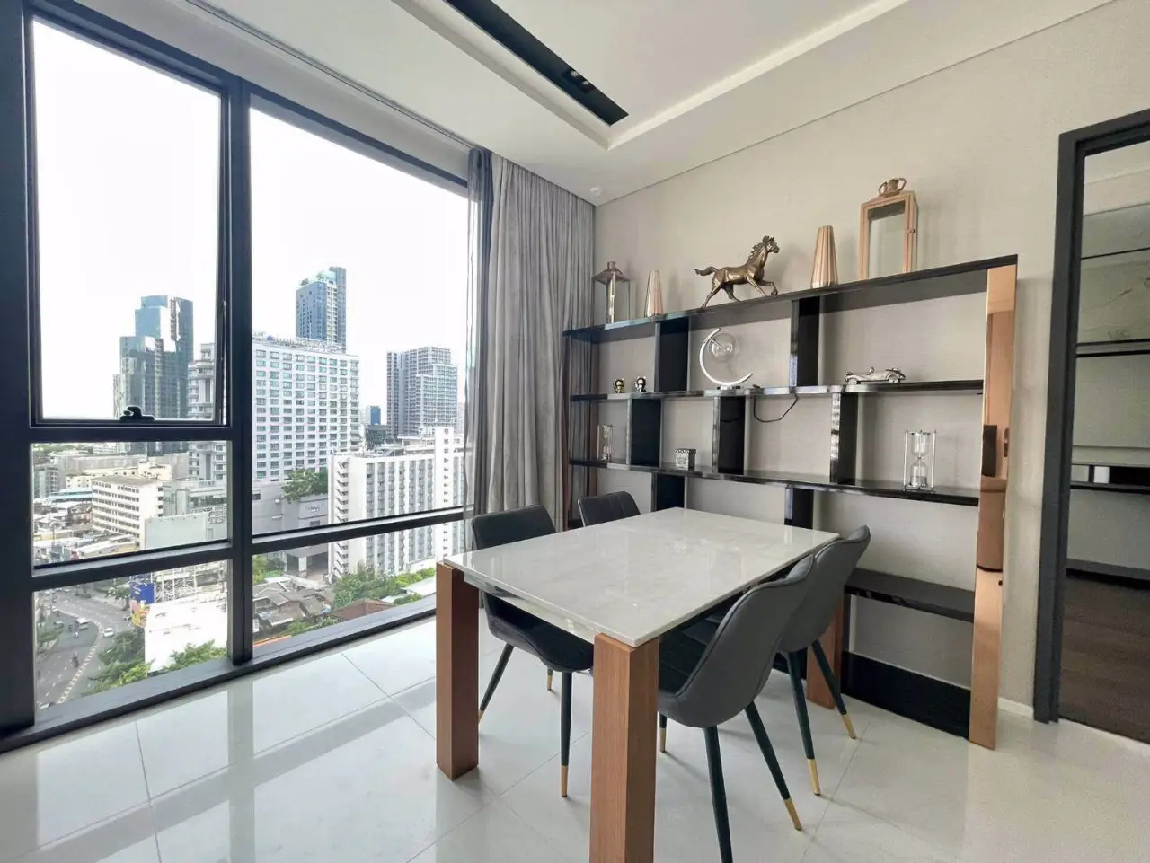 Condo in Watthana, Bangkok, Thailand, 2 bedrooms — 照片 4
