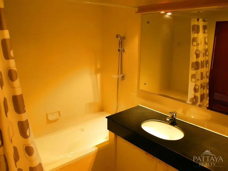 Condo in Bangkok, Thailand, 3 bedrooms — photo 6
