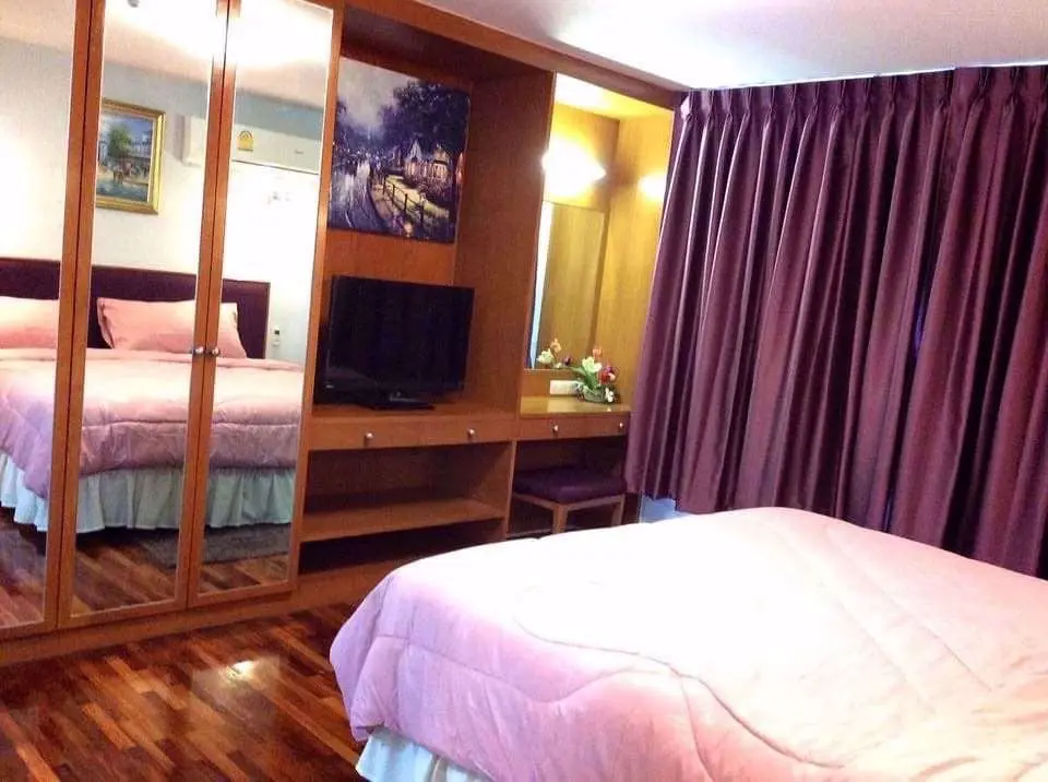 Condo in Watthana, Bangkok, Thailand, 2 bedrooms — ภาพ 6