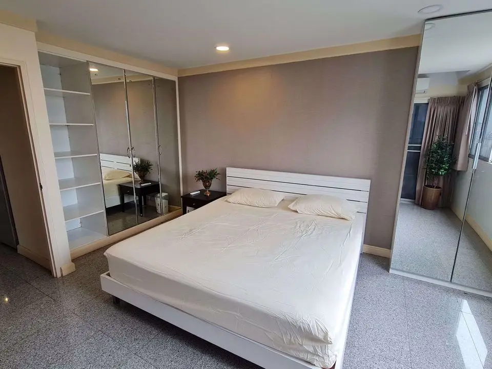 Condo in Khlong Toei, Bangkok, Thailand, 2 bedrooms — ภาพ 10