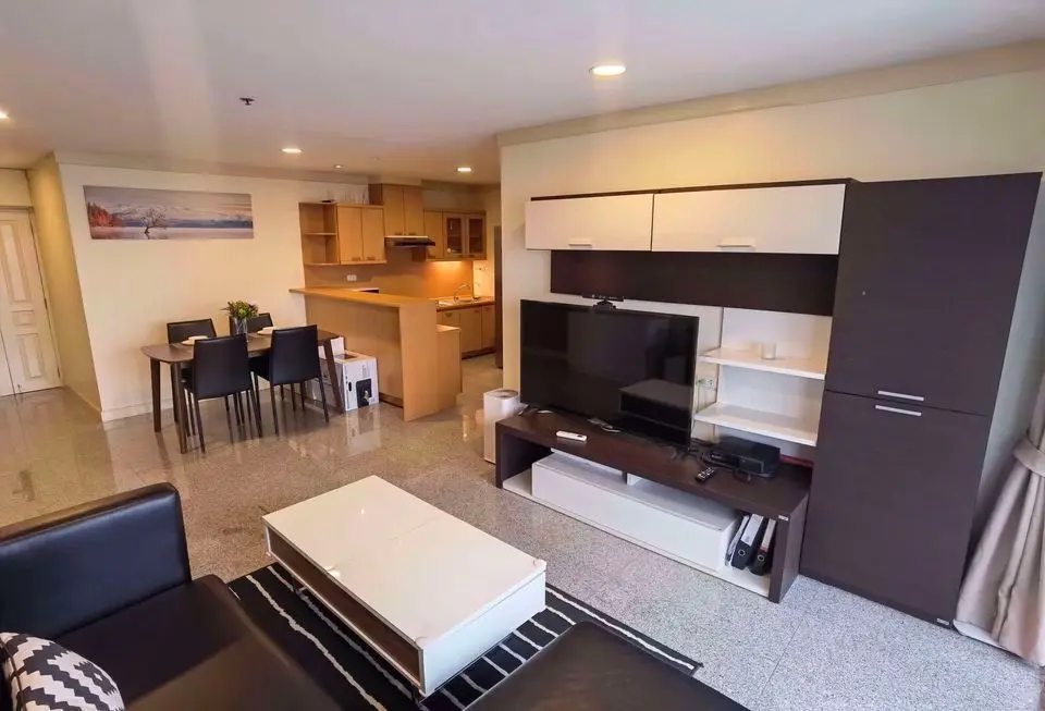 Condo in Khlong Toei, Bangkok, Thailand, 2 bedrooms — ภาพ 2