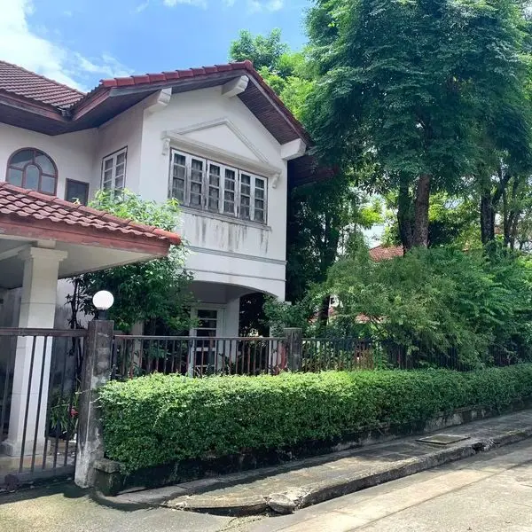 House in Saphan Sung, Bangkok, Thailand 4 bedrooms — photo 8