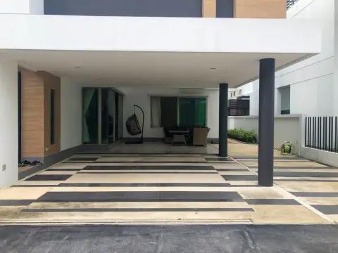 House in Bangkok, Thailand 3 bedrooms — photo 2