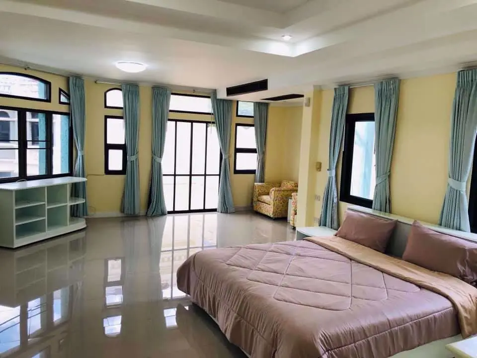 House in Watthana, Bangkok, Thailand 4 bedrooms — photo 7