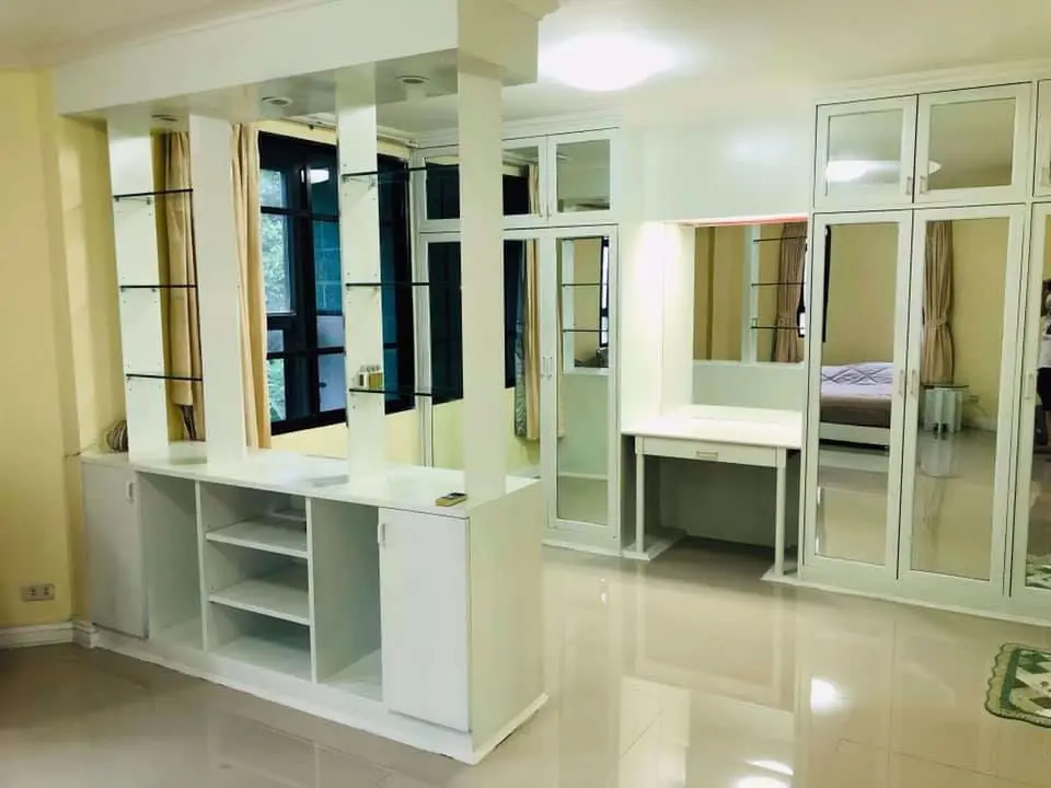 House in Watthana, Bangkok, Thailand 4 bedrooms — photo 9