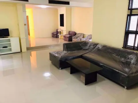 House in Watthana, Bangkok, Thailand 4 bedrooms — photo 2