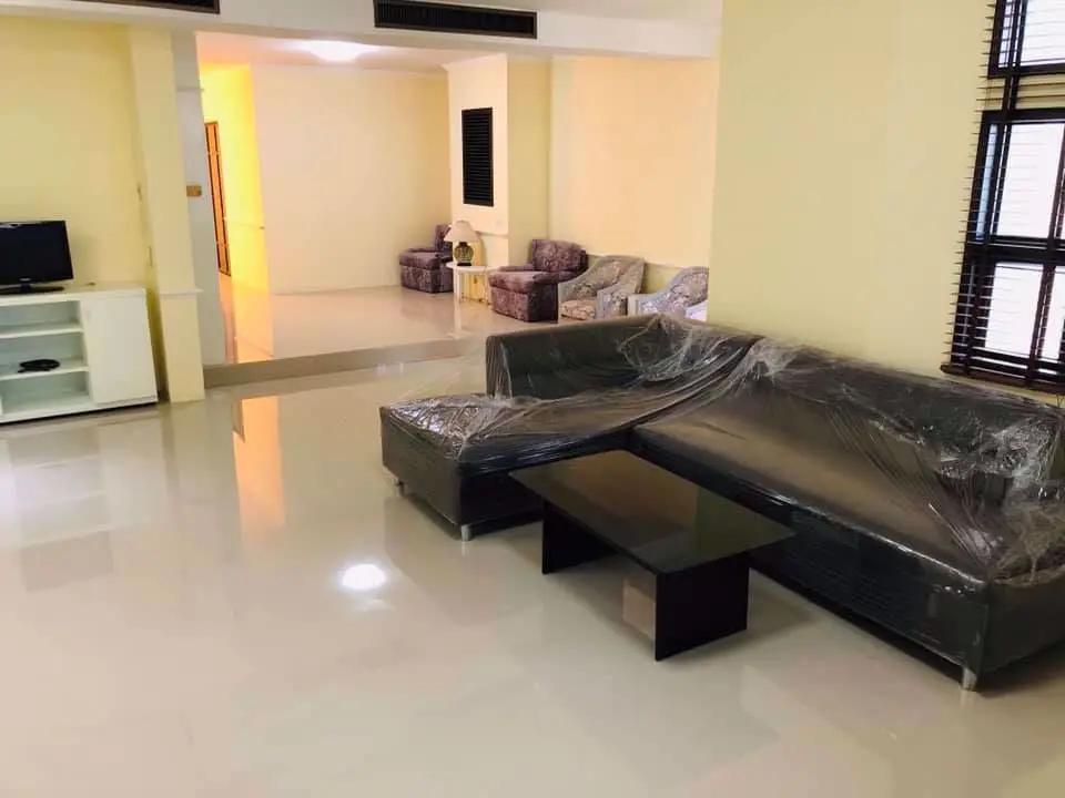 House in Watthana, Bangkok, Thailand 4 bedrooms — photo 2