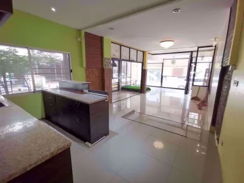 House in Wang Thonglang, Bangkok, Thailand 3 bedrooms — photo 4