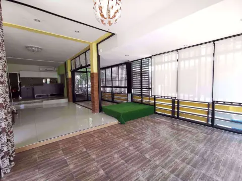 House in Wang Thonglang, Bangkok, Thailand 3 bedrooms — photo 2