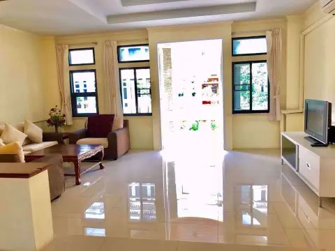 House in Watthana, Bangkok, Thailand 3 bedrooms — ภาพ 3