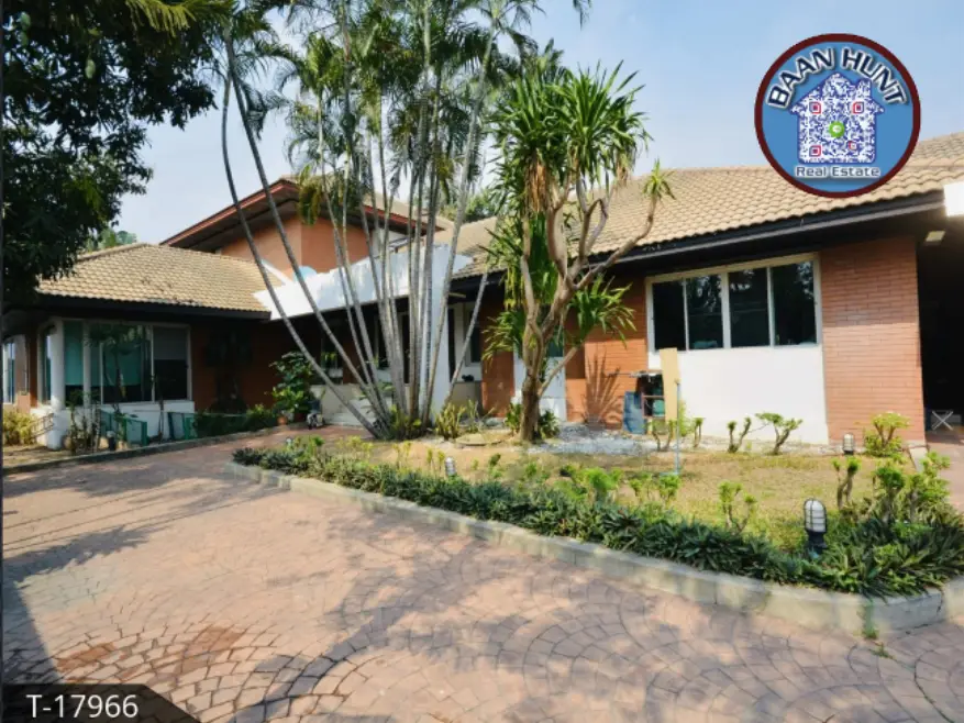 House in Khlong Sam Wa, Bangkok, Thailand 6 bedrooms — photo 10