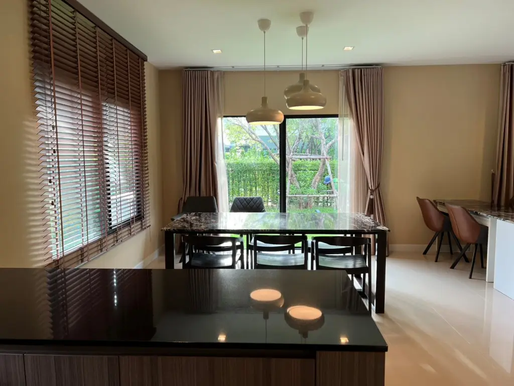 House in Bangkok, Thailand 3 bedrooms — photo 9