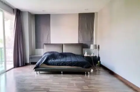 House in Taling Chan, Bangkok, Thailand 4 bedrooms — photo 3