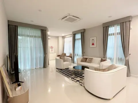 House in Bangkok, Thailand 5 bedrooms — 照片 2