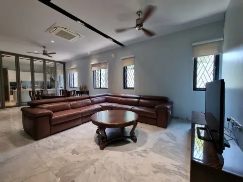 House in Bangkok, Thailand 3 bedrooms — photo 5