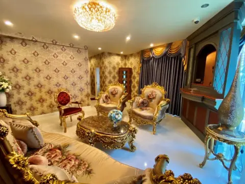 House in Bangkok, Thailand 13 bedrooms — 照片 3