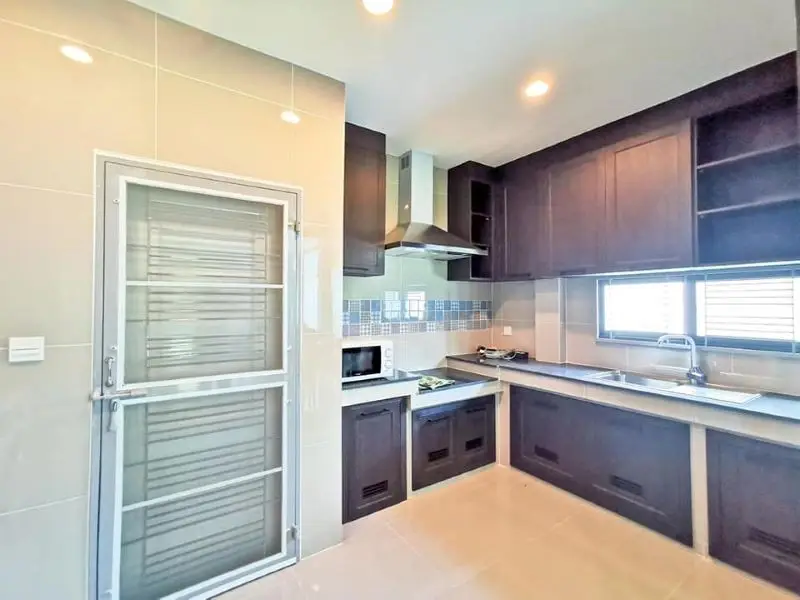 House in Bangkok, Thailand 4 bedrooms — ภาพ 8