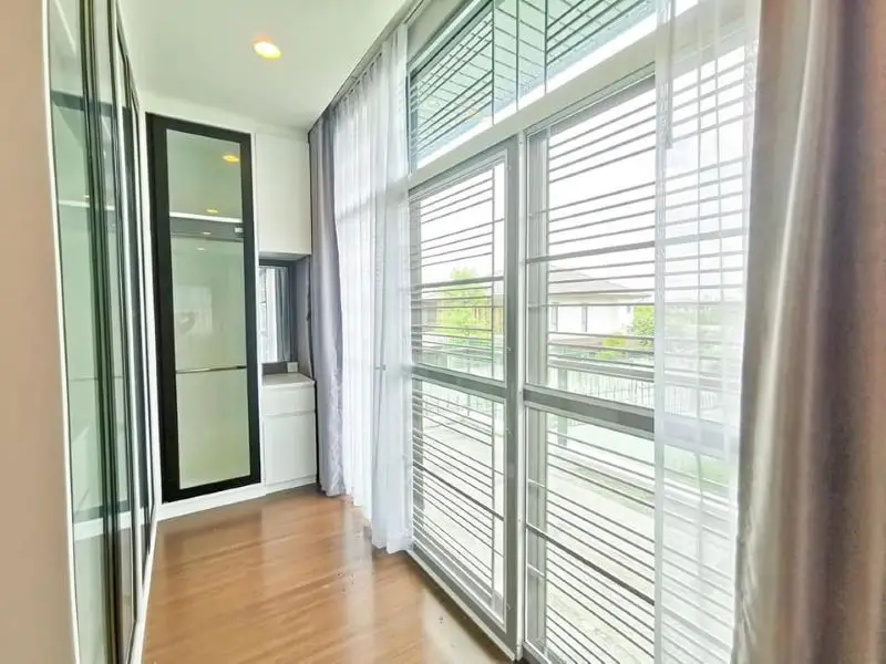 House in Bangkok, Thailand 4 bedrooms — ภาพ 7