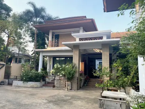 House in Bangkok, Thailand 7 bedrooms — 照片 4