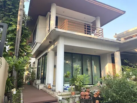 House in Bangkok, Thailand 7 bedrooms — 照片 3