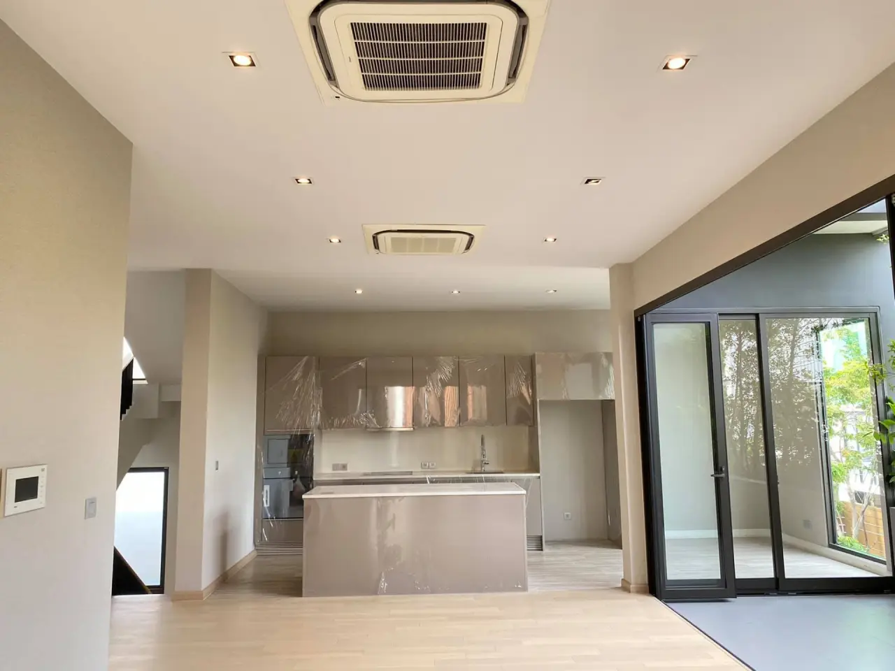 House in Bangkok, Thailand 4 bedrooms — photo 5