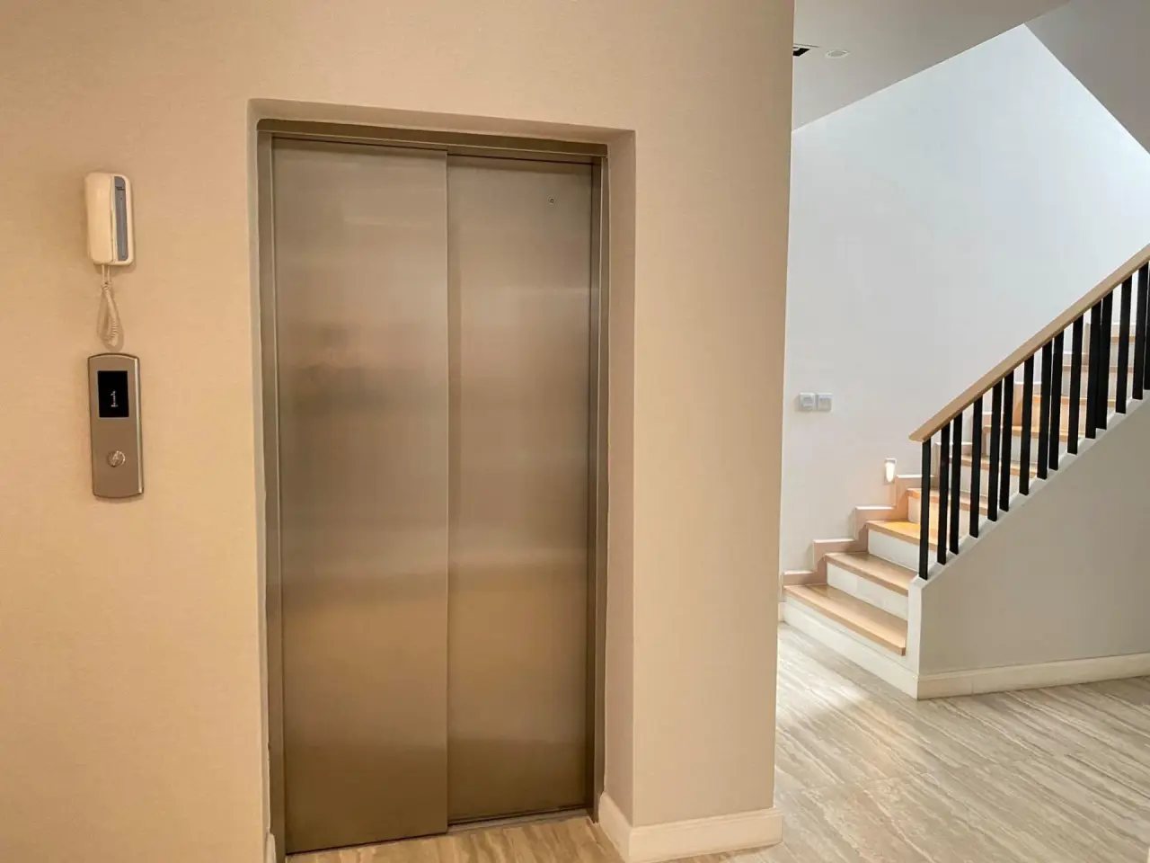 House in Bangkok, Thailand 4 bedrooms — photo 10