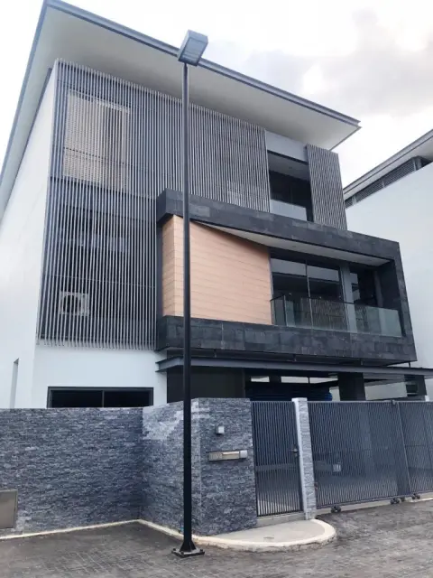 House in Bangkok, Thailand 4 bedrooms — photo 5
