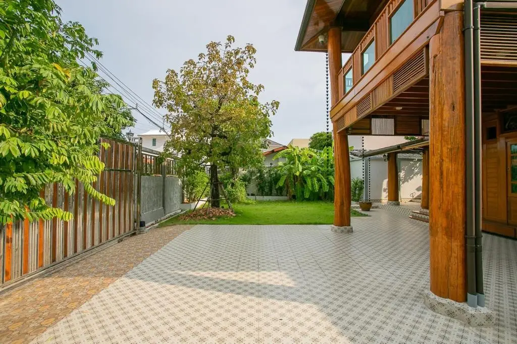 House in Bangkok, Thailand 3 bedrooms — photo 3