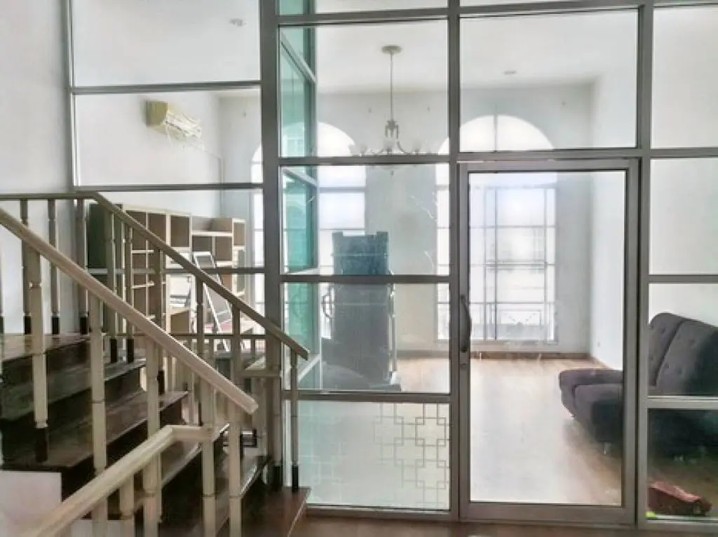 Townhouse in Bang Kho Laem, Bangkok, Thailand 4 bedrooms — фото 3