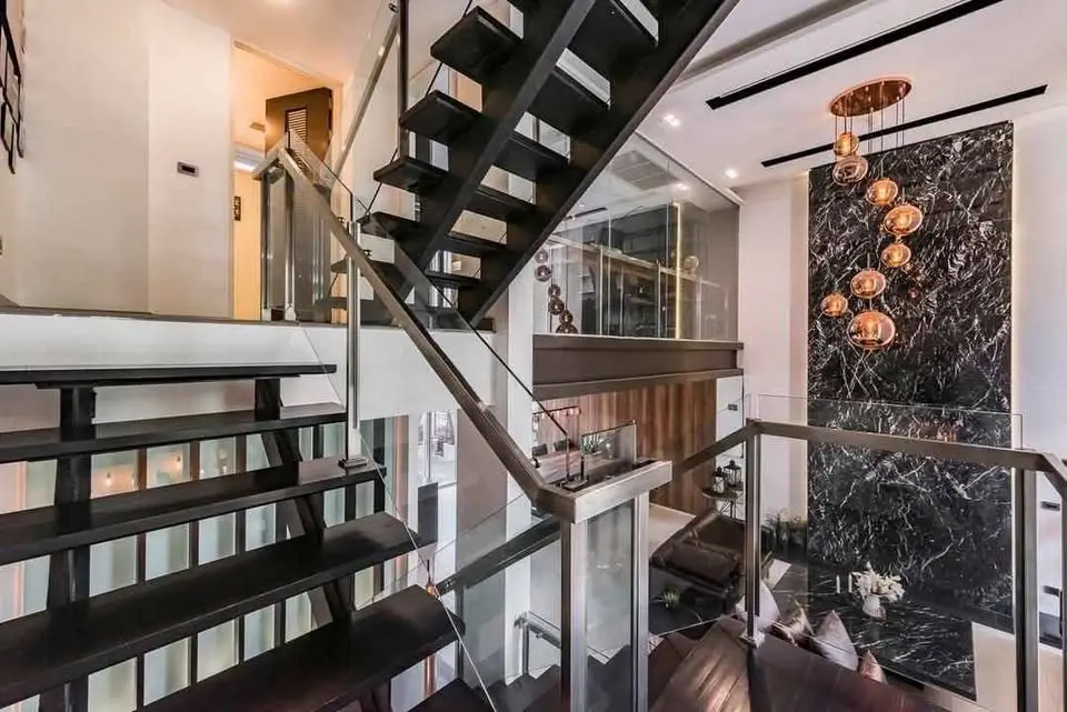 Townhouse in Sathon, Bangkok, Thailand 4 bedrooms — фото 7
