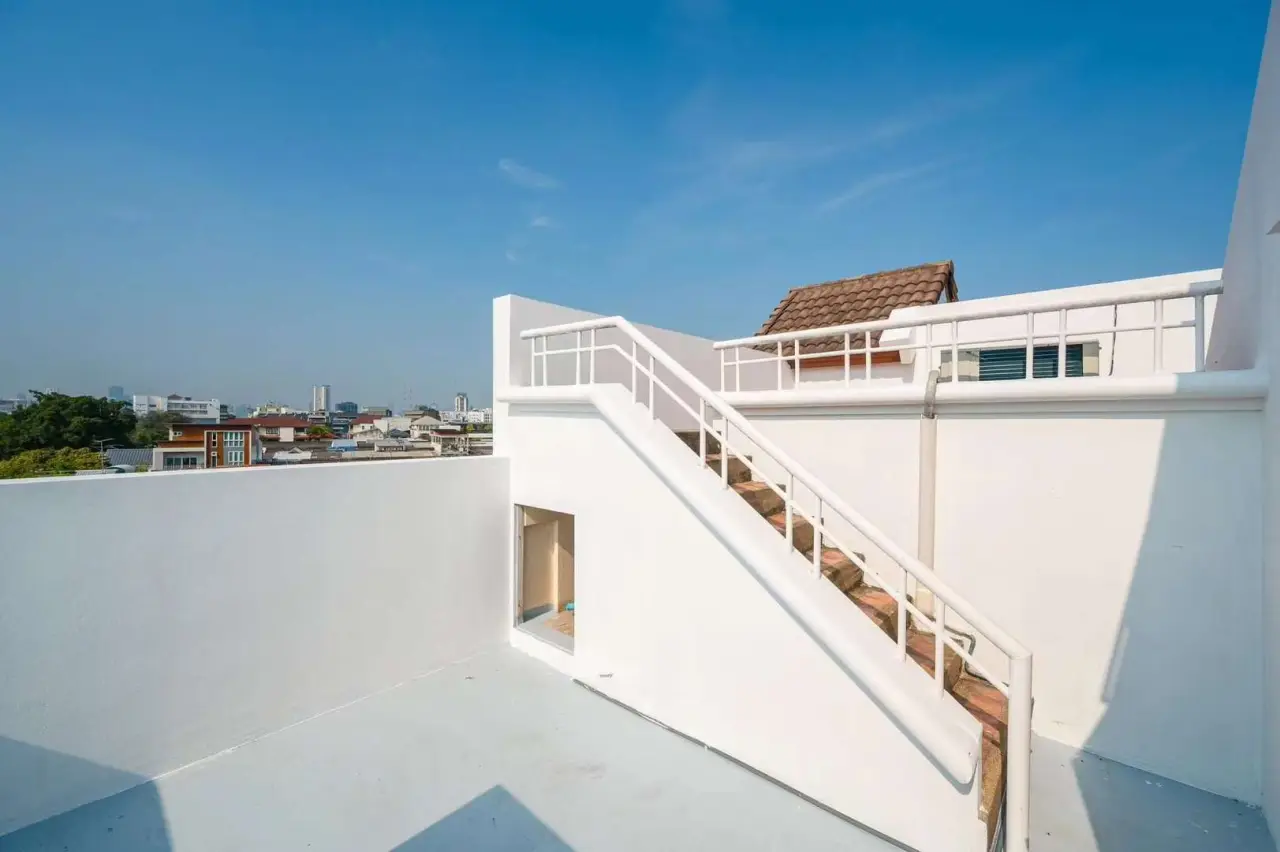 Townhouse in Chatuchak, Bangkok, Thailand 4 bedrooms — фото 9