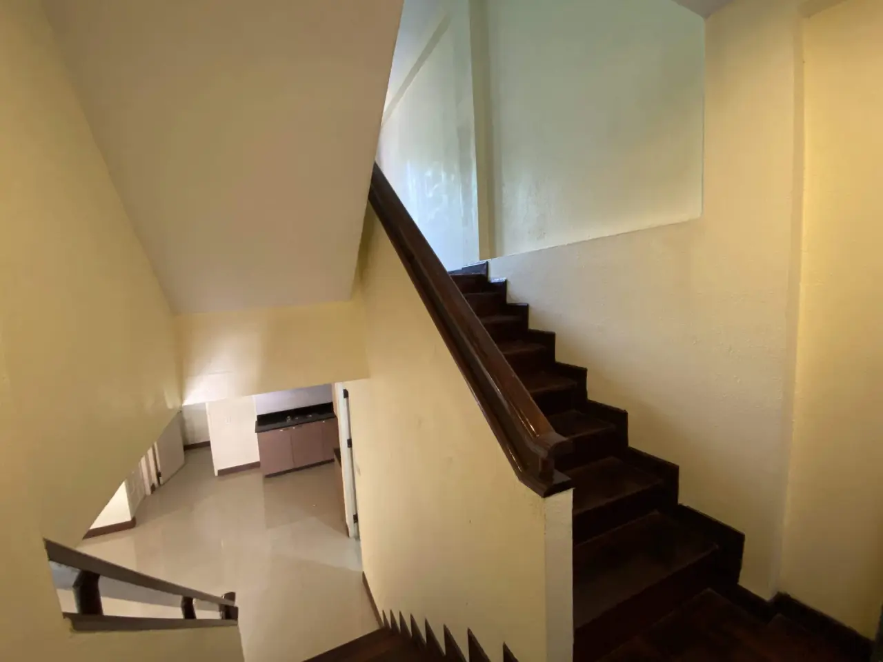 Townhouse in Khlong Toei, Bangkok, Thailand 4 bedrooms — фото 10