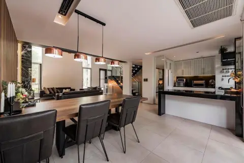 Townhouse in Sathon, Bangkok, Thailand 4 bedrooms — 照片 3