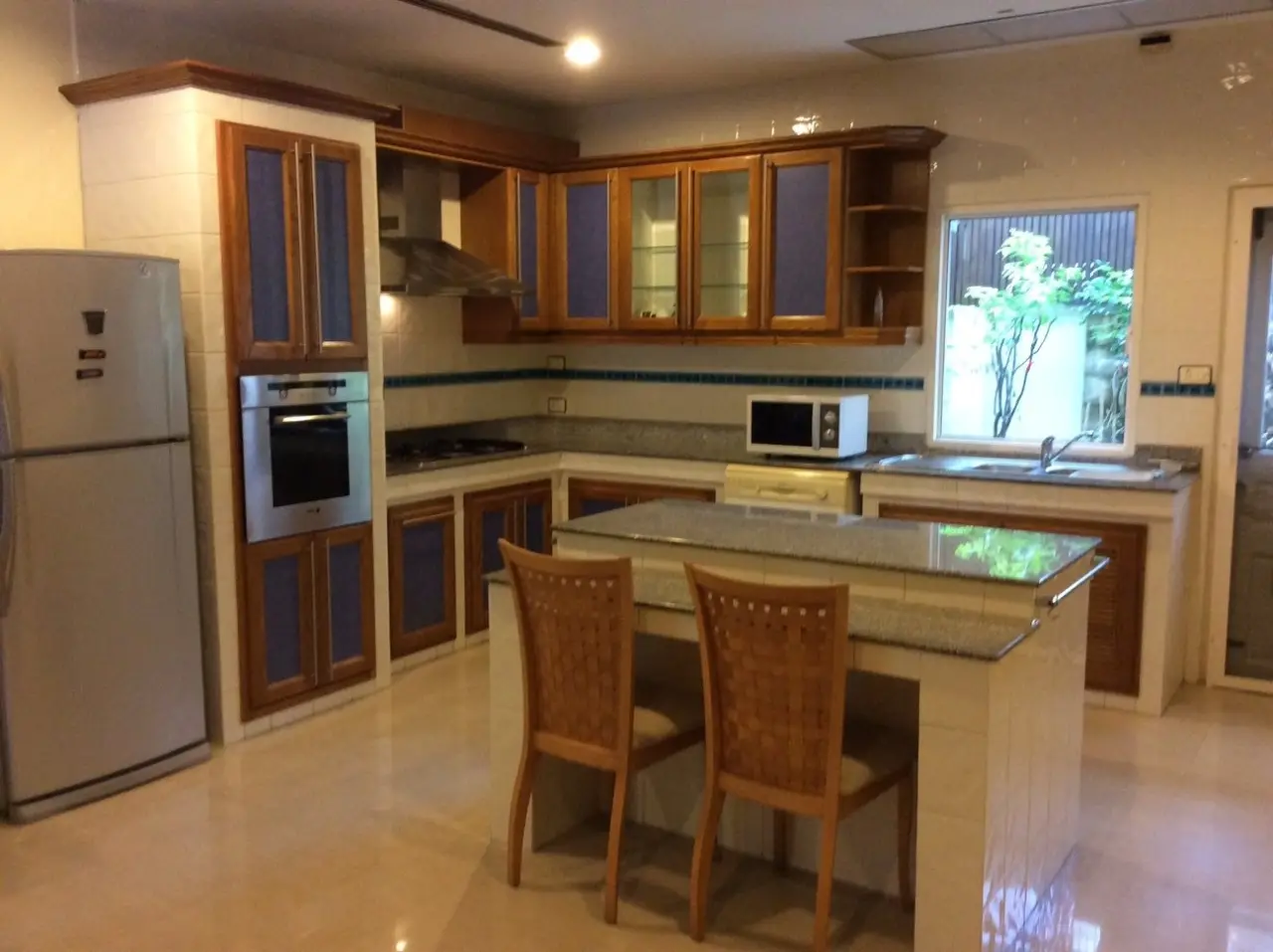 Townhouse in Bangkok, Thailand 4 bedrooms — photo 6